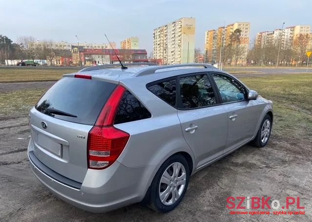 2011' Kia Ceed Comfort photo #1