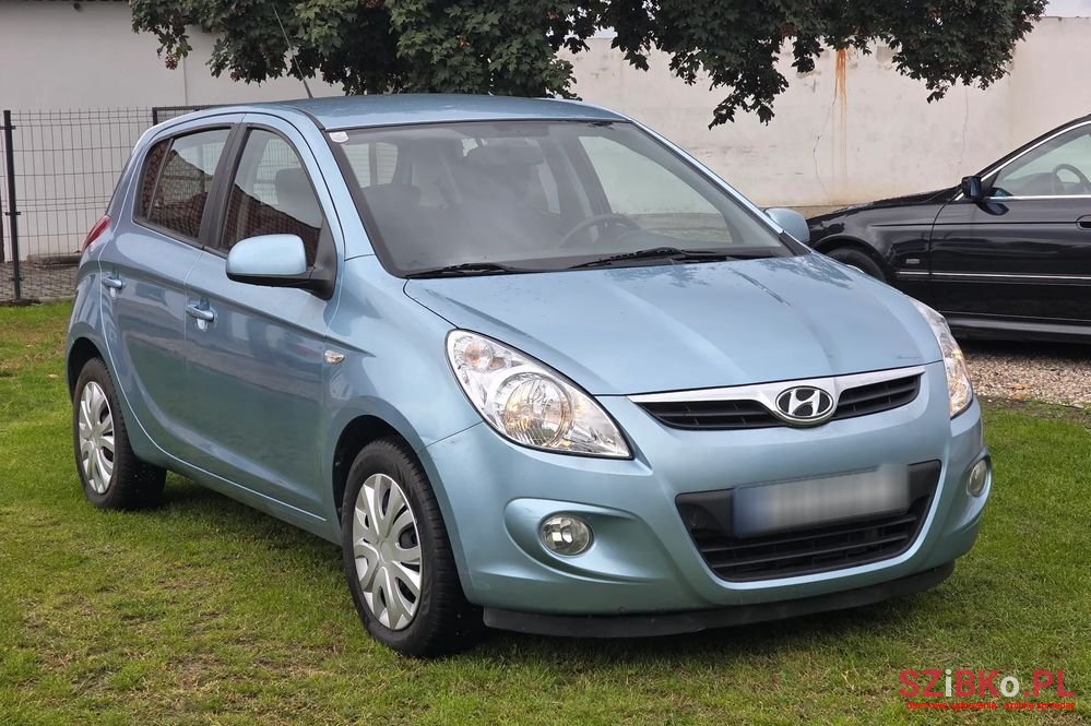 2009' Hyundai i20 1.2 Classic + photo #4