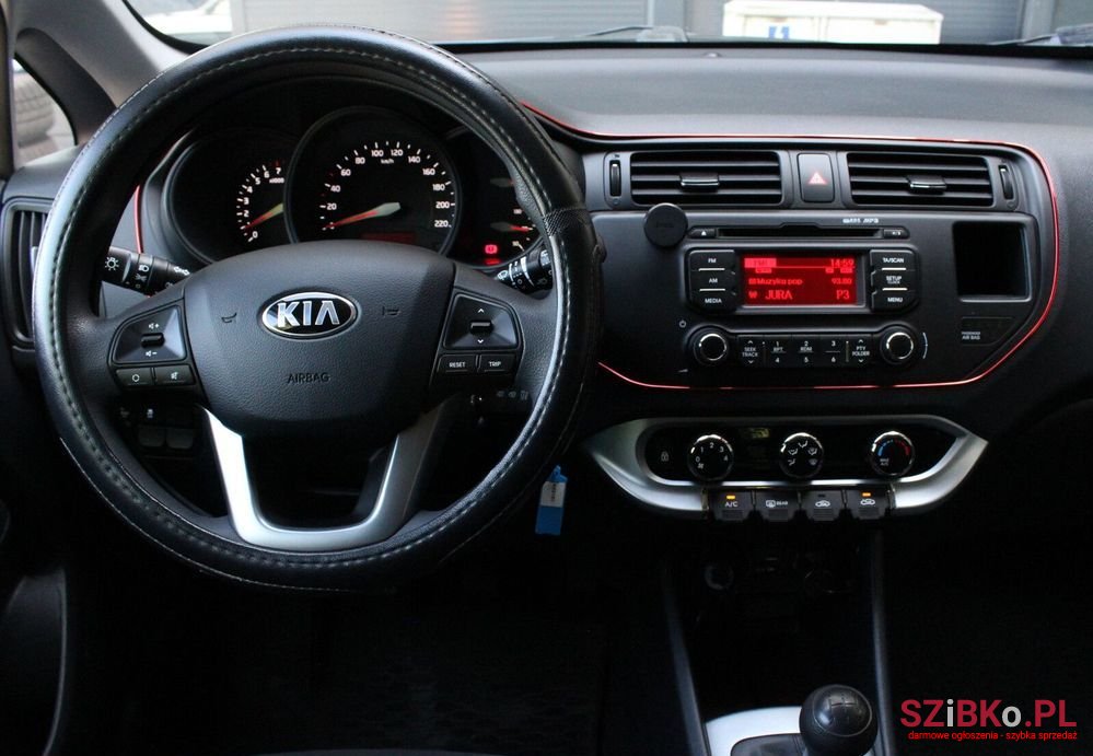 2014' Kia Rio photo #2