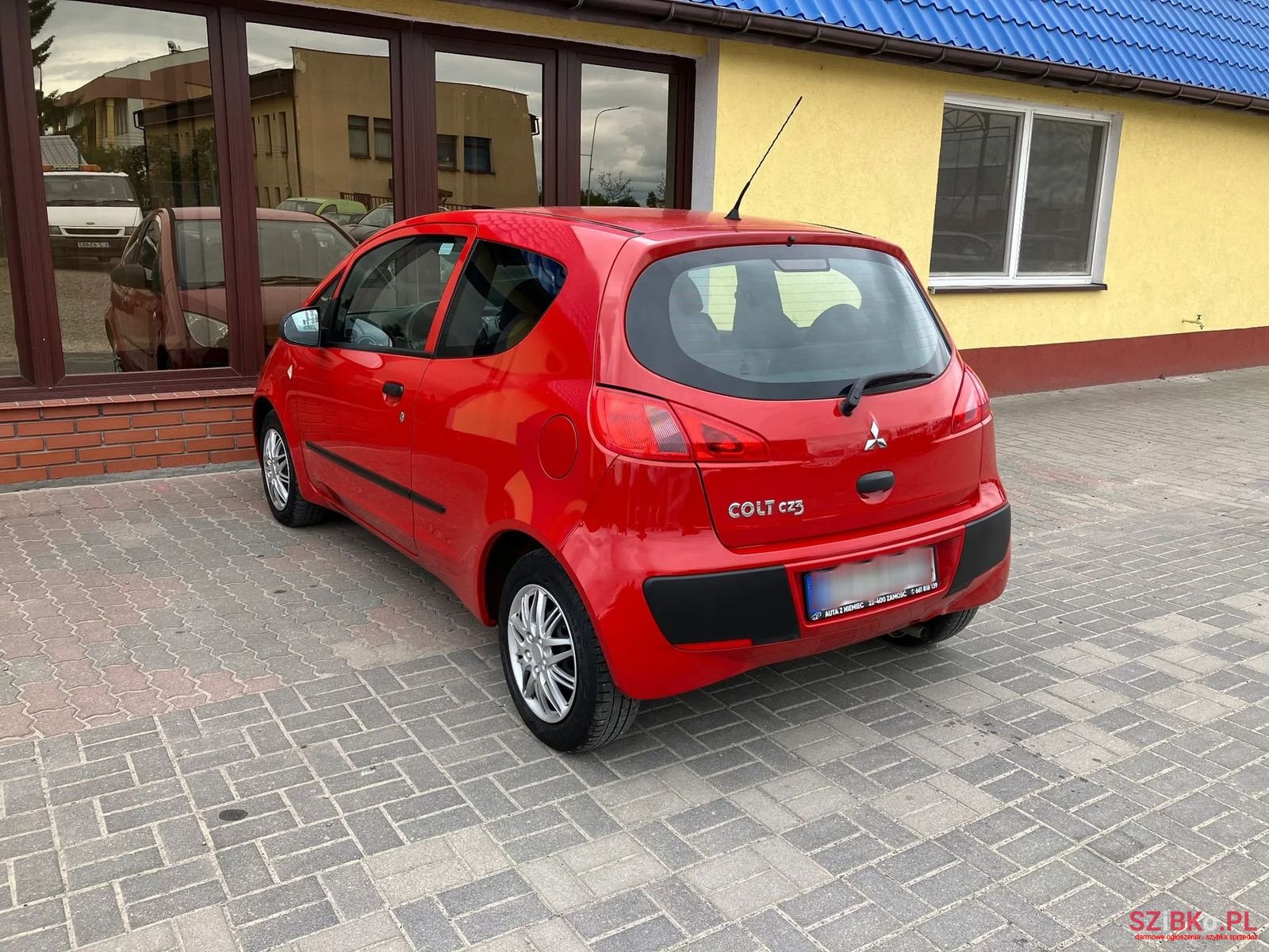 2005' Mitsubishi Colt photo #6