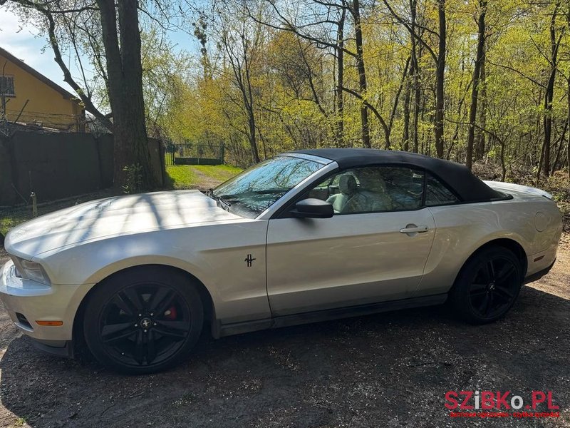 2011' Ford Mustang 3.7 V6 photo #6