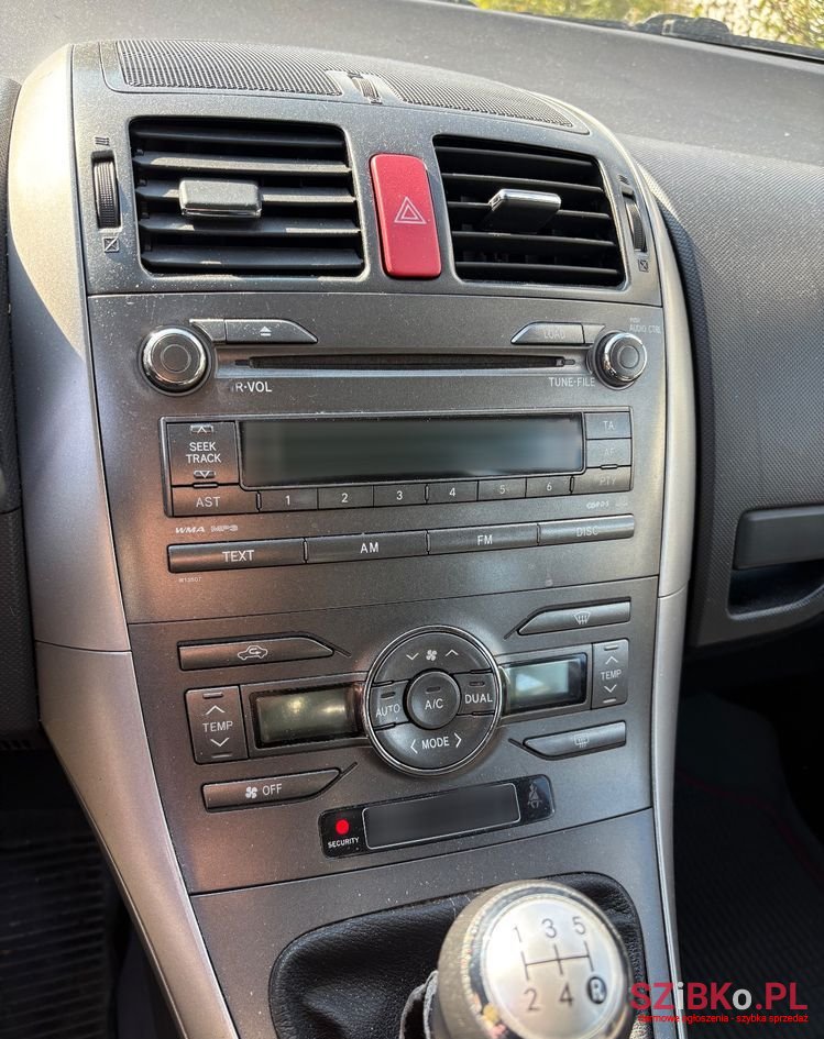 2008' Toyota Auris 1.4 D-4D Terra photo #6