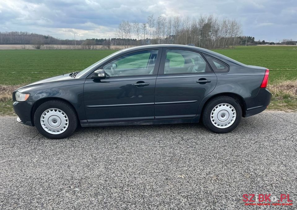 2008' Volvo S40 photo #2