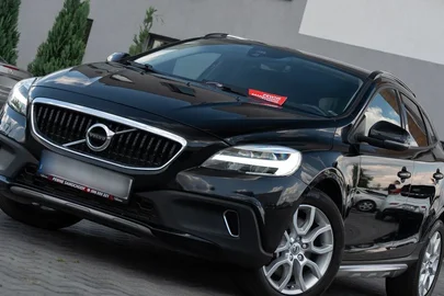 2017' Volvo V40 Cross Country