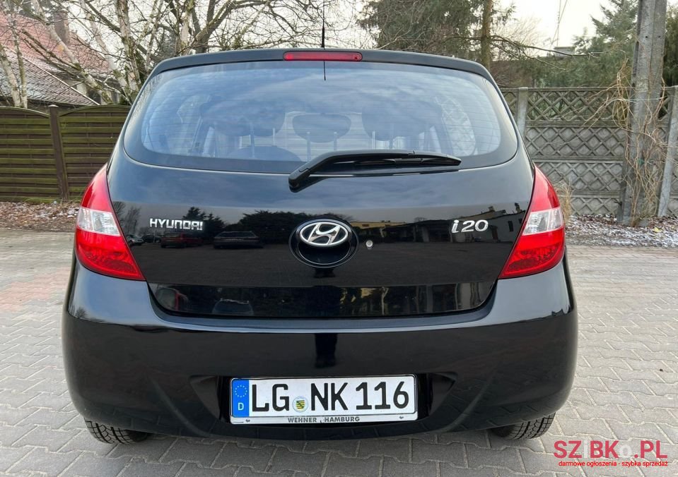 2010' Hyundai i20 photo #5