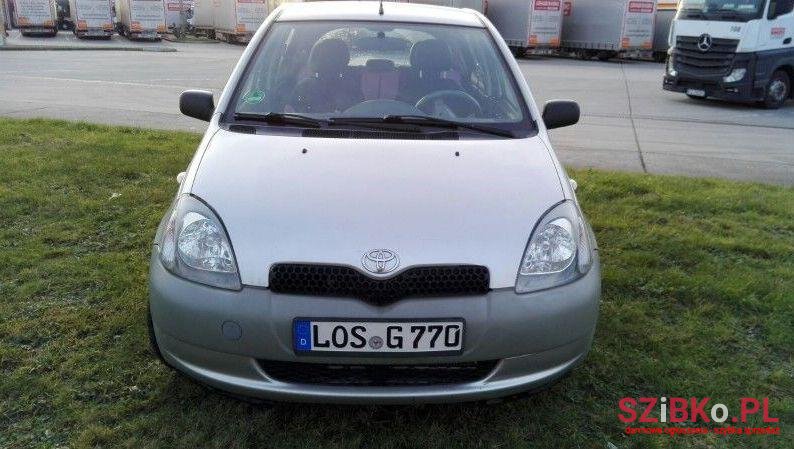 1999' Toyota Yaris photo #4