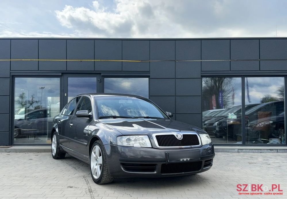 2002' Skoda Superb 2.0 Prestige photo #3