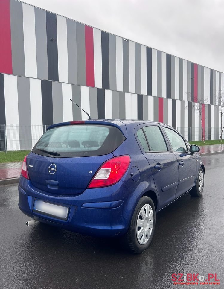 2007' Opel Corsa 1.4 16V Cosmo photo #3