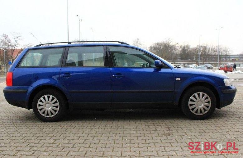 1997' Volkswagen Passat photo #2