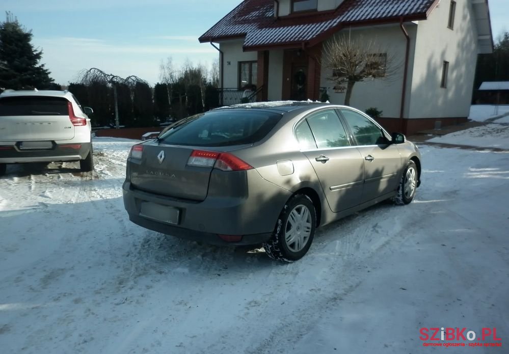 2007' Renault Laguna photo #5