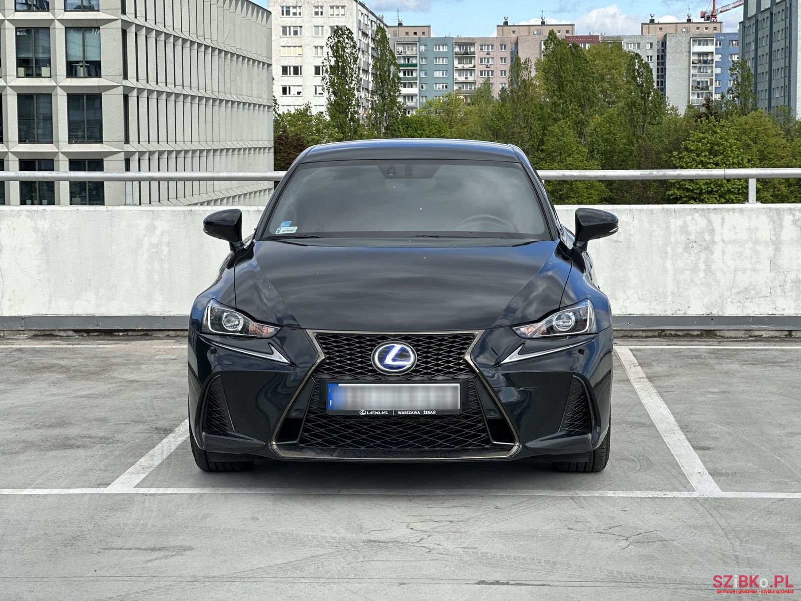 2020' Lexus IS photo #4