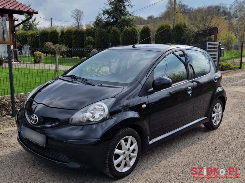 2007' Toyota Aygo photo #2