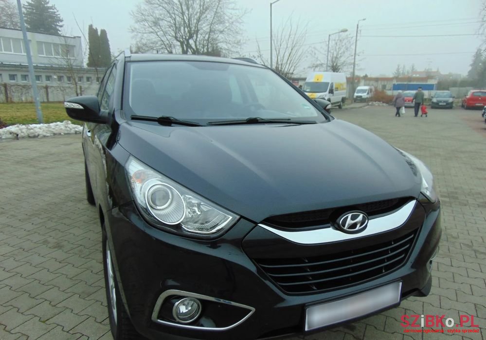 2010' Hyundai ix35 2.0 Premium 2Wd photo #2