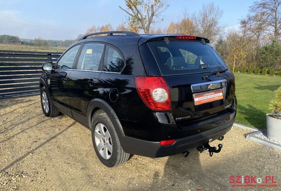 2007' Chevrolet Captiva photo #3