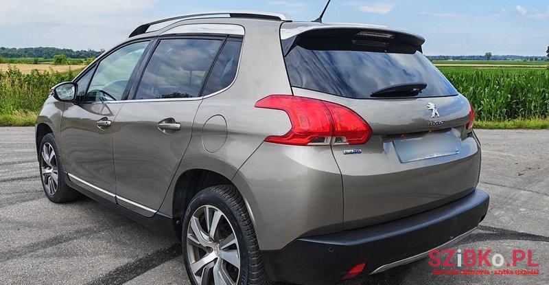 2015' Peugeot 2008 Bluehdi photo #3