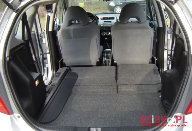 2006' Honda Jazz photo #5