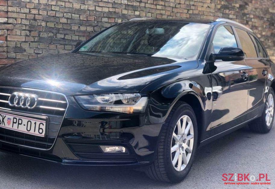 2013' Mercedes-Benz Klasa E photo #2