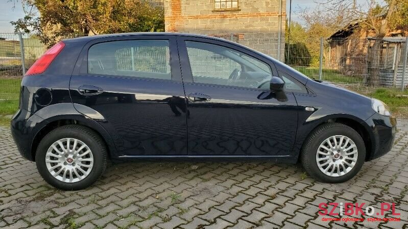 2016' Fiat Punto photo #3