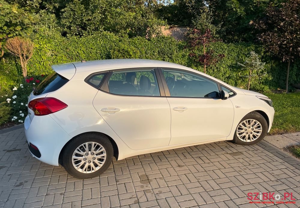 2013' Kia Ceed Cee'D 1.4 Crdi L photo #4