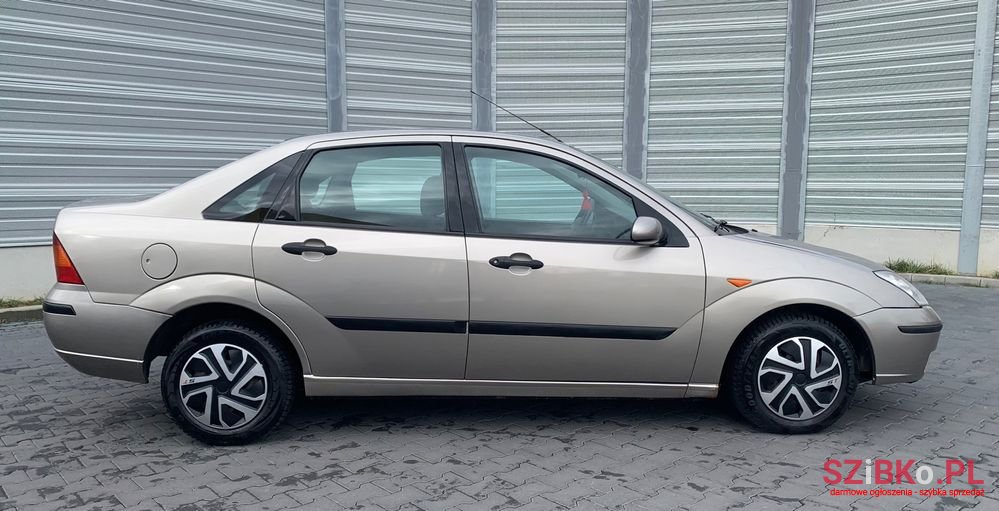 2003' Ford Focus photo #4