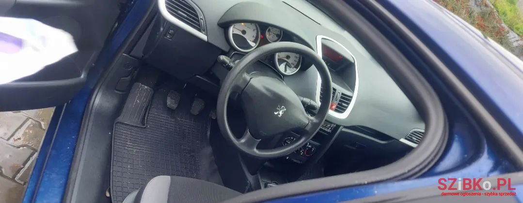 2006' Peugeot 207 photo #5