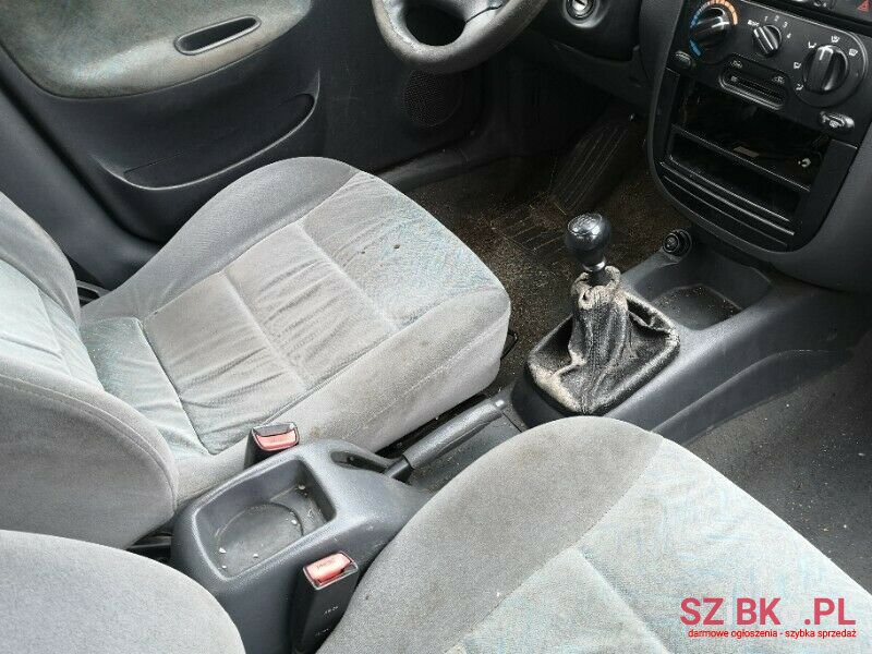 2000' Daewoo Lanos photo #3