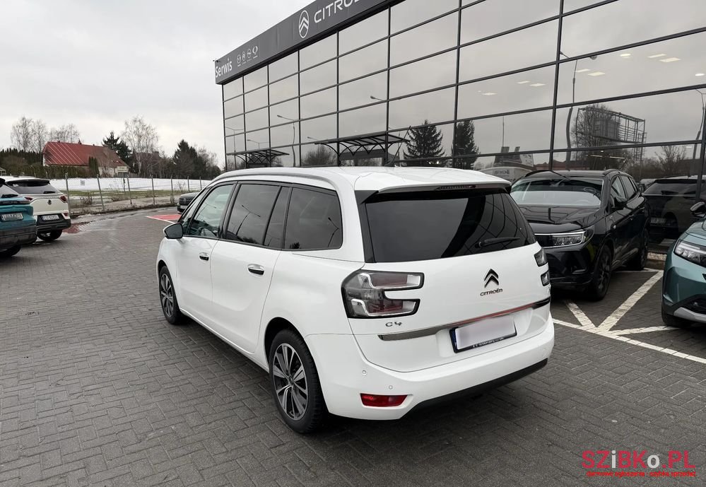 2016' Citroen C4 Picasso photo #3