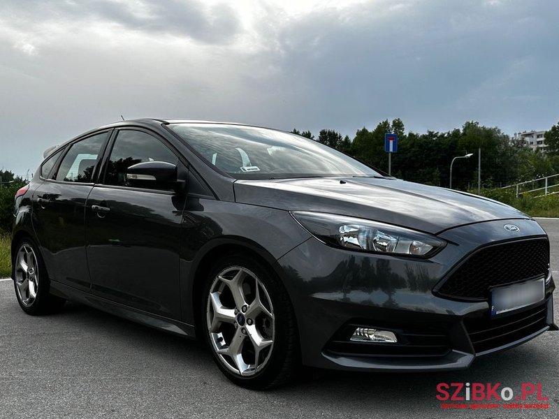 2016' Ford Focus 2.0 Ecoboost St photo #4