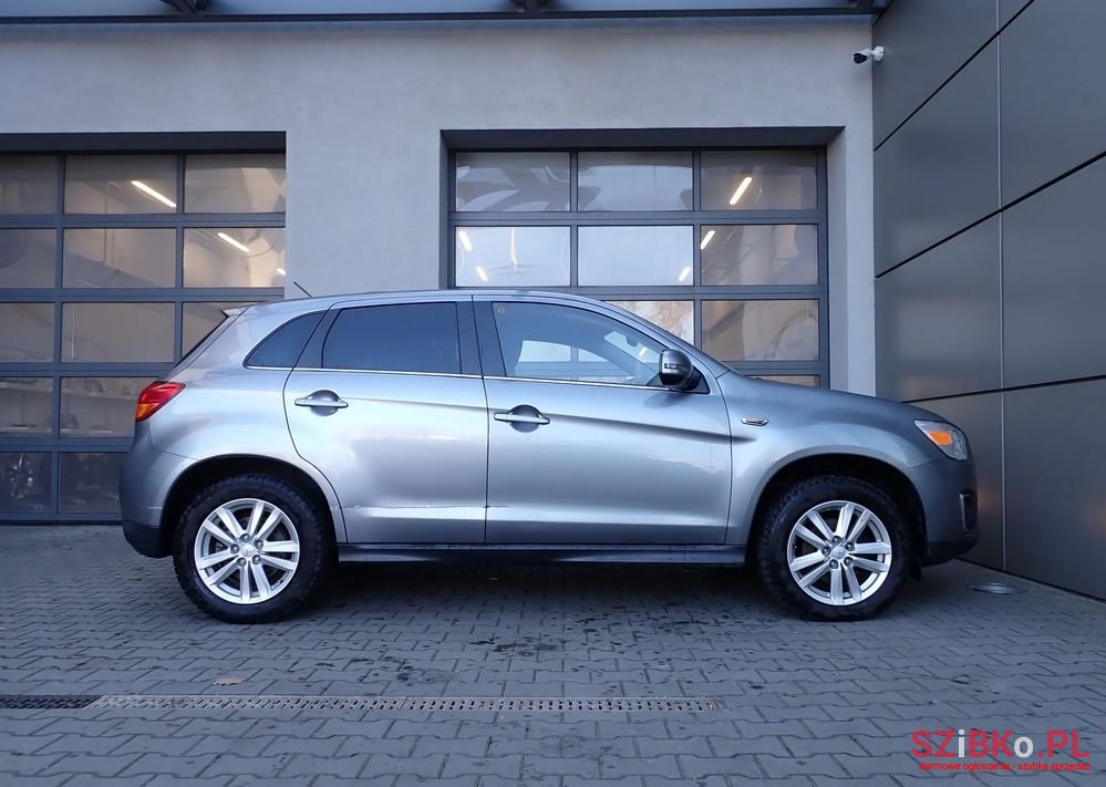 2014' Mitsubishi ASX 1.8 Di-D 2Wd Instyle photo #4