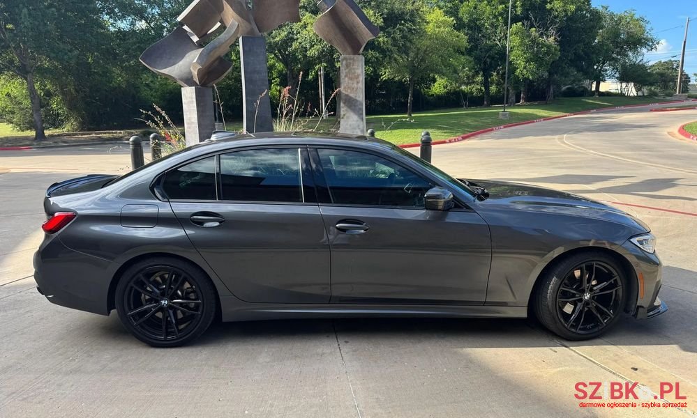 2020' BMW 3 Series 330I Xdrive M Sport photo #4