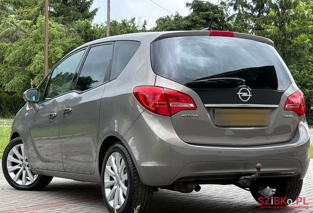 2010' Opel Meriva 1.4 T Cosmo photo #5