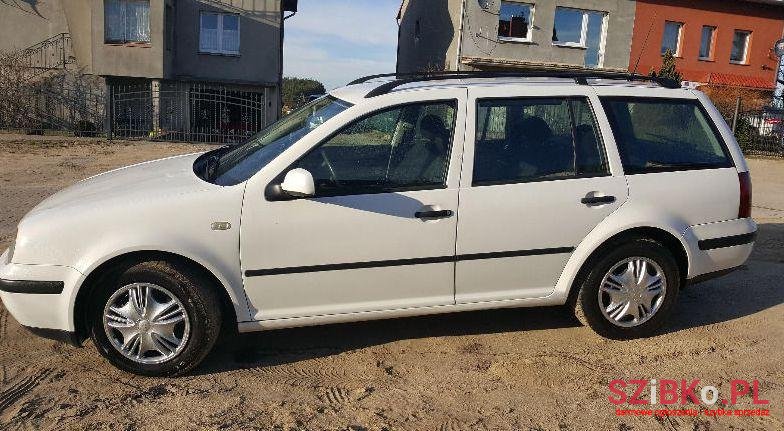 1999' Volkswagen Golf photo #1