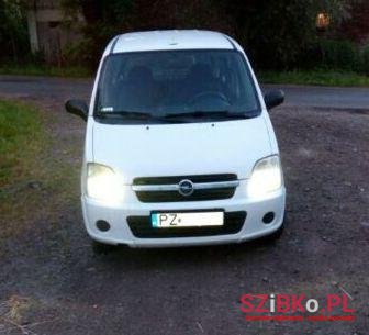 2004' Opel Agilla photo #1
