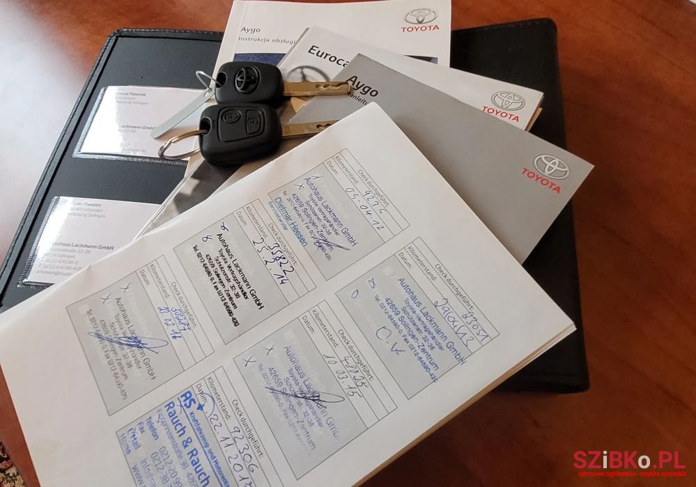 2011' Toyota Aygo 1.0 Vvt-I Luna A/C photo #6