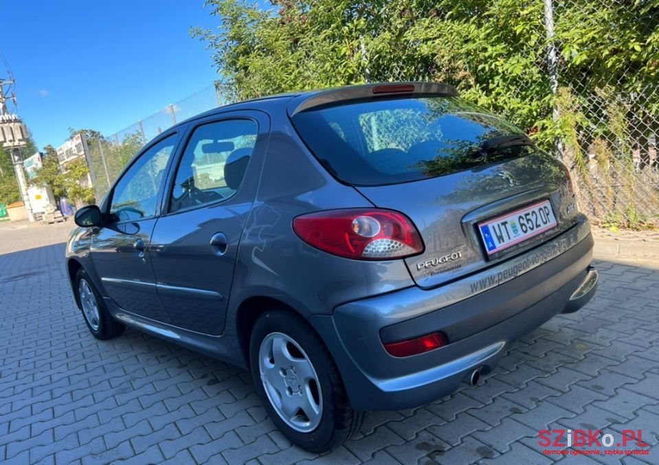 2009' Peugeot 206 Plus photo #2