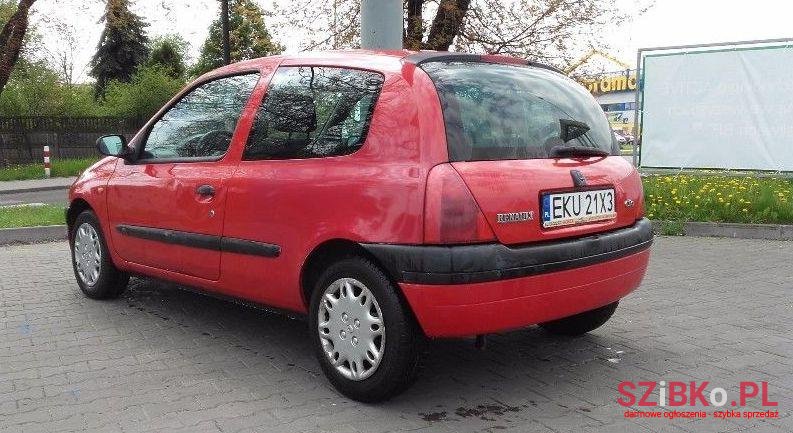 1999' Renault Clio photo #2