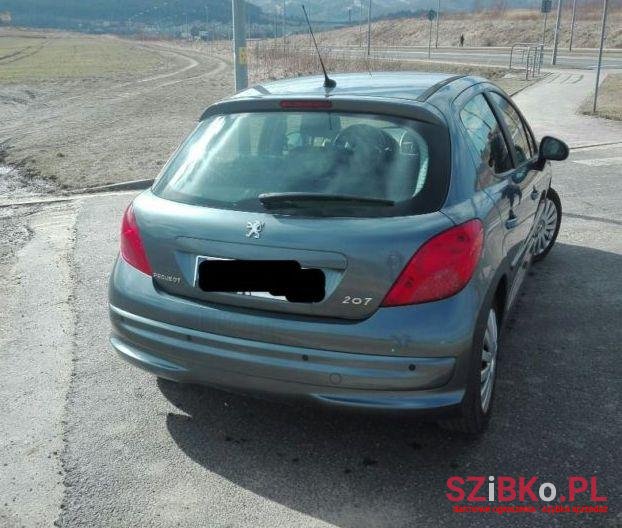2007' Peugeot 207 Sporty photo #2