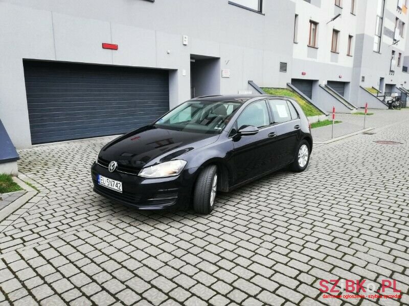 2013' Volkswagen Golf photo #5