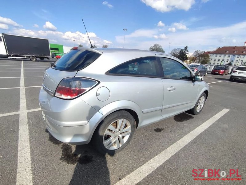 2008' Opel Astra photo #5