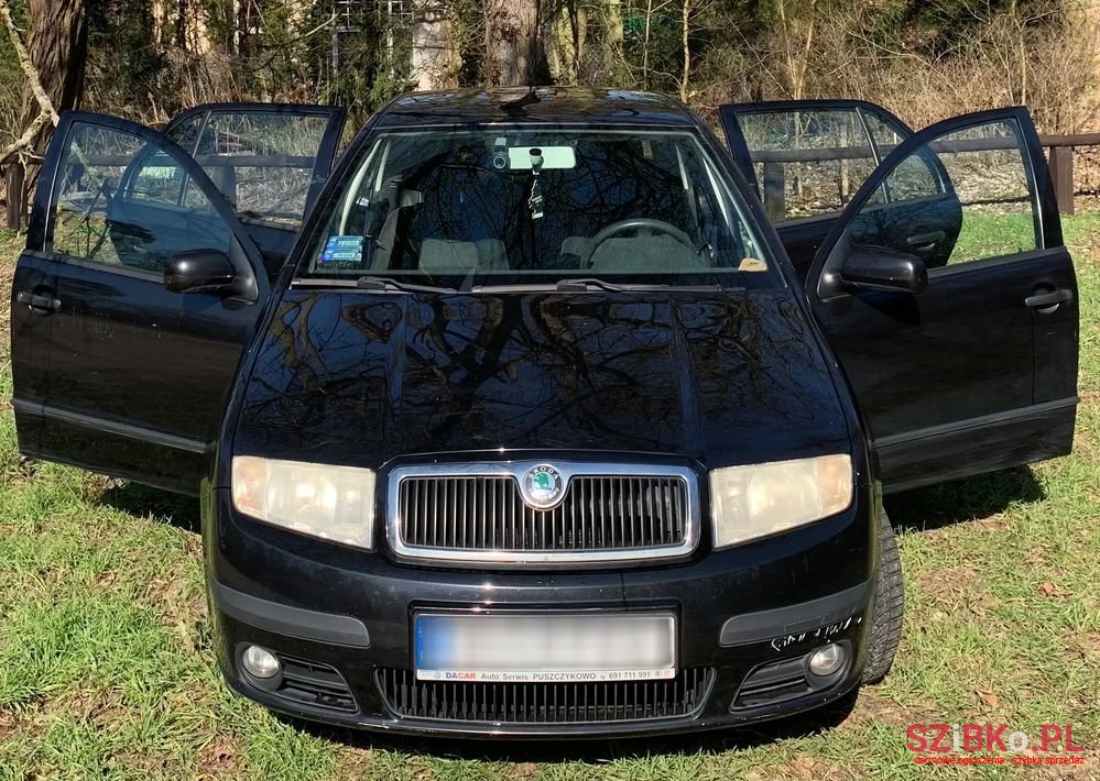 2005' Skoda Fabia photo #2