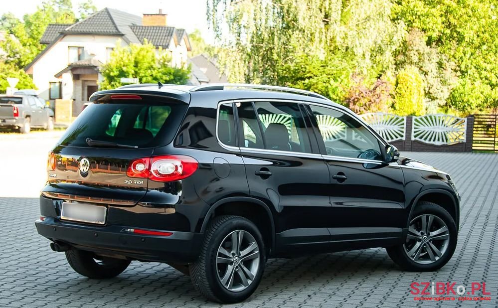 2009' Volkswagen Tiguan photo #3