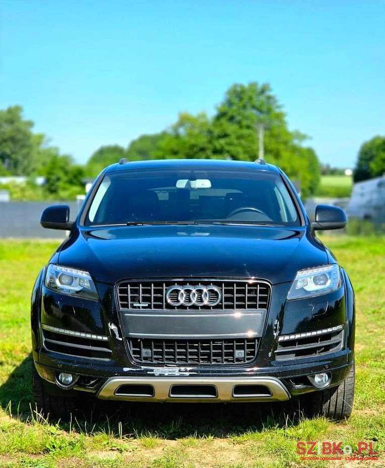 2015' Audi Q7 photo #2