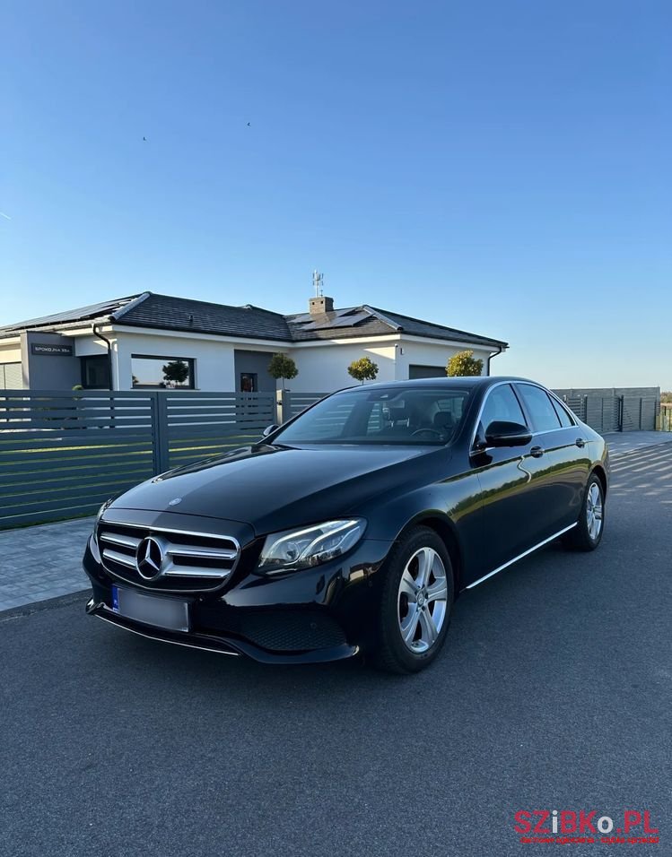2016' Mercedes-Benz E-Class 220 D photo #1
