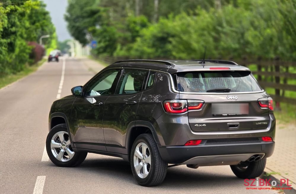 2018' Jeep Compass photo #2
