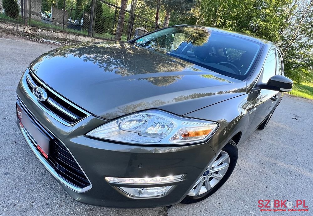 2012' Ford Mondeo photo #4