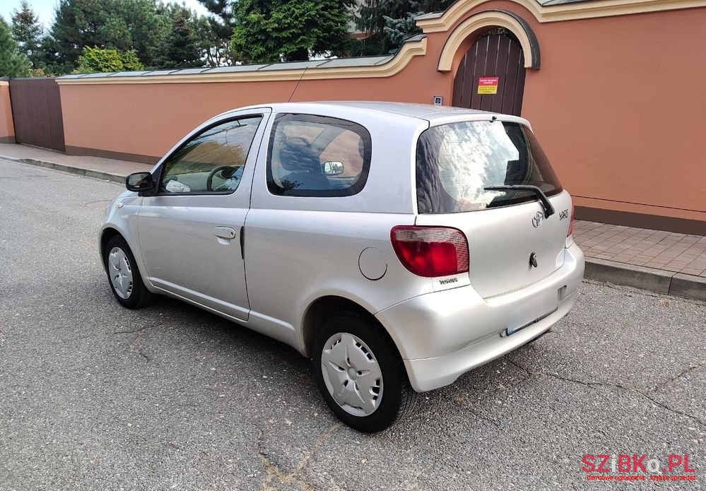 2000' Toyota Yaris 1.3 Sol photo #6