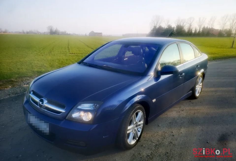 2005' Opel Vectra photo #1