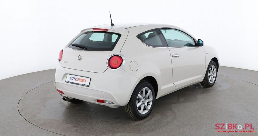 2015' Alfa Romeo MiTo photo #5