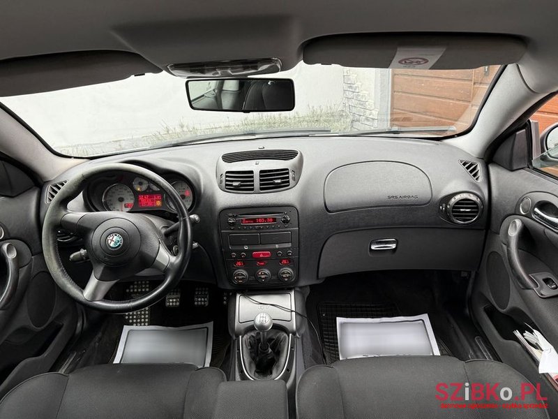 2009' Alfa Romeo GT 1.8Ts Impression photo #5
