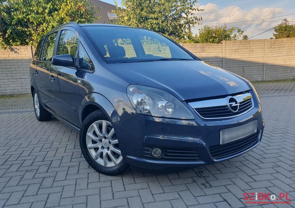 2007' Opel Zafira photo #1